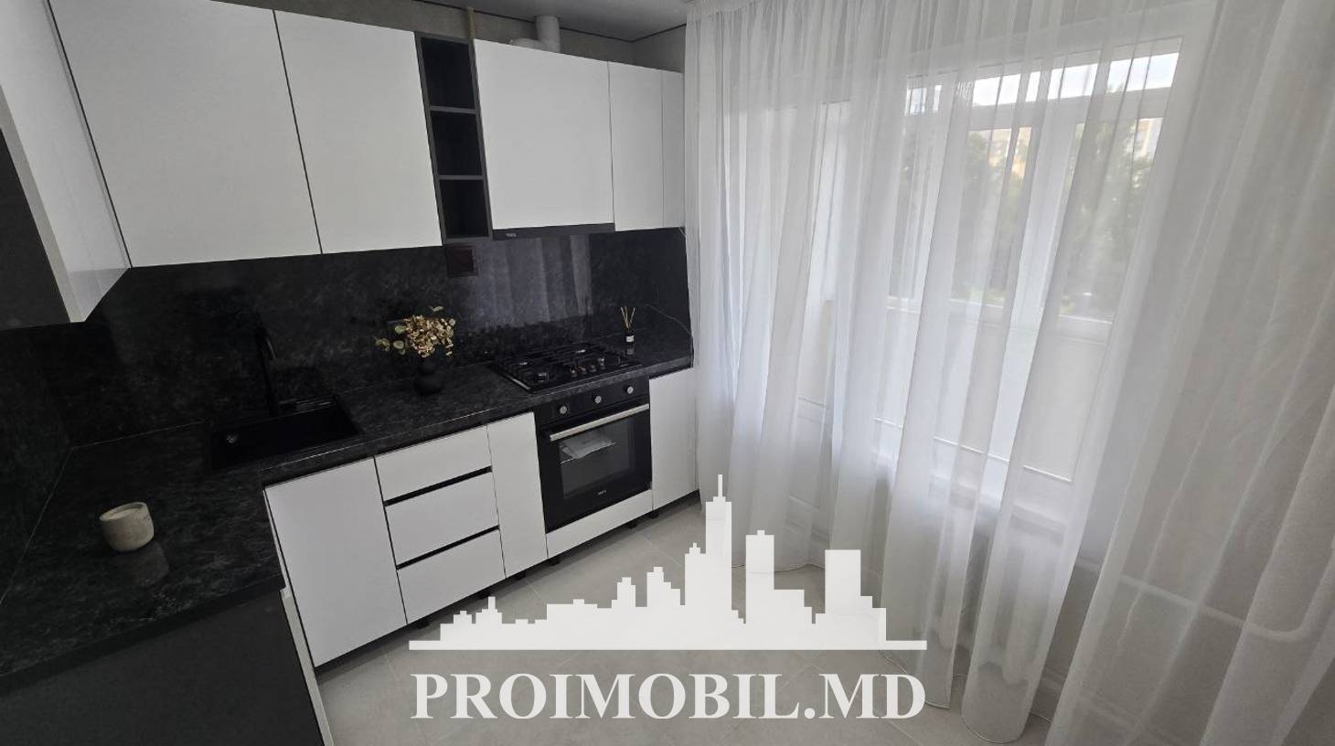 https://images.proimobil.md/jYmwMxCWZf8W3L3AE3m3Qtp7anDYDkuGYQdsJDrzTyA/watermark:0.75:so:0:30:0.39/resize:fill:1460:816:1/gravity:ce/bG9jYWw6Ly8vZXN0YXRlL2xyL2U1MDc5YzUxLWFhYjItNDkzOS04ZGM0LThlNzU0YzhiYzYyYi5qcGVn
