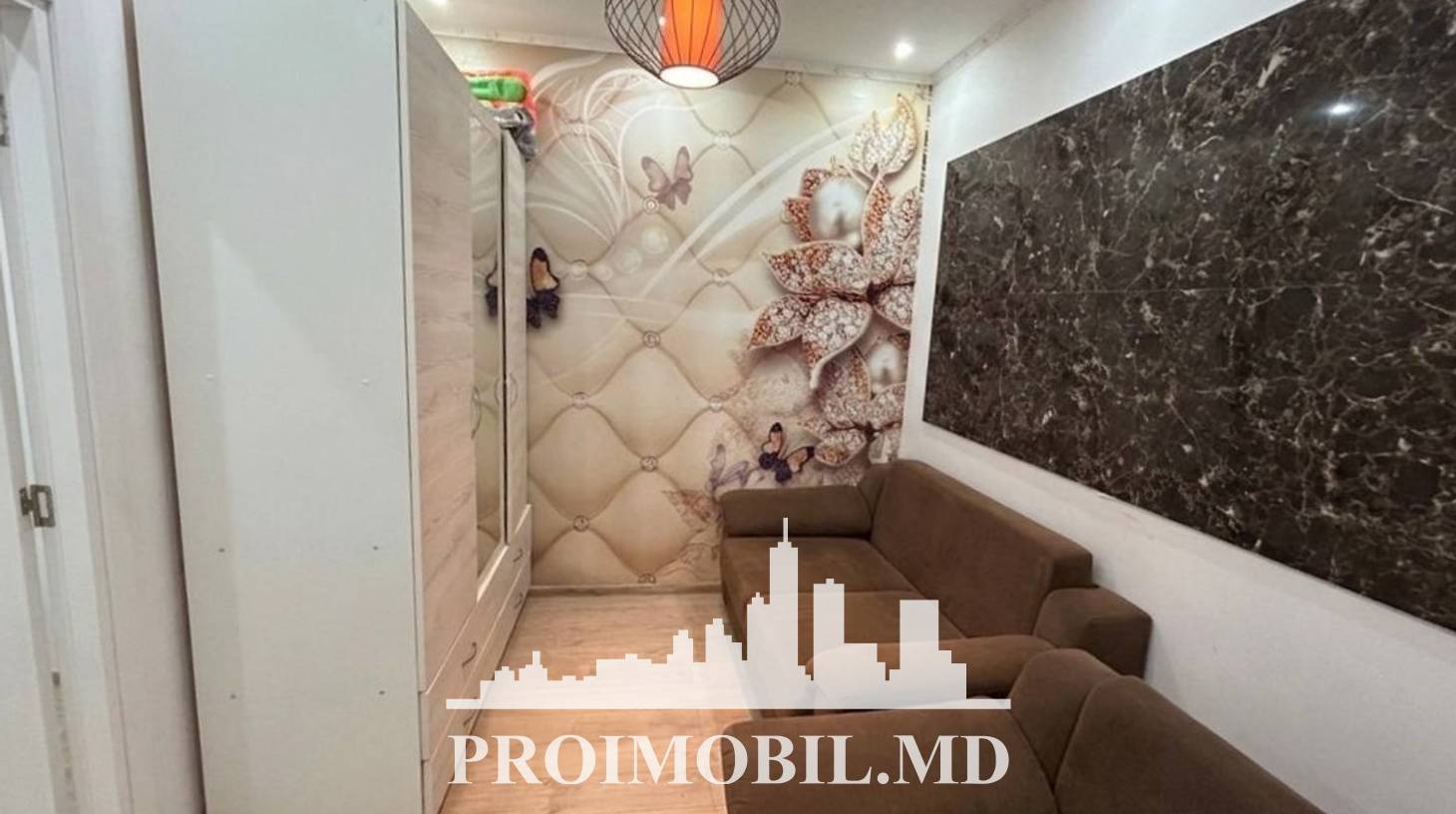 https://images.proimobil.md/jaJKm8i222_EqjeqAH3Otn8RyLjbO5k6YlEp2rg5wBI/watermark:0.75:so:0:30:0.39/resize:fill:1460:816:1/gravity:ce/bG9jYWw6Ly8vZXN0YXRlL2xyLzJiZDE3NjQ0LTgyNTYtNDRkYy1hYTk1LTEzYjM4ZmZkNGZkNS5qcGVn