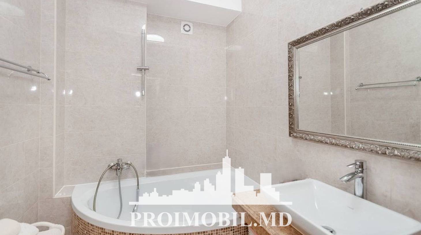 https://images.proimobil.md/jd2ul8fi9jt92fcIpAvE9YKeptr4tcbNfesowGqRnU8/watermark:0.75:so:0:30:0.39/resize:fill:1460:816:1/gravity:ce/bG9jYWw6Ly8vZXN0YXRlL2xyLzEwODgzMjMxLTlkMTMtNGMwNC04MGE2LWJiMzcwNTNiNzliZC5qcGVn