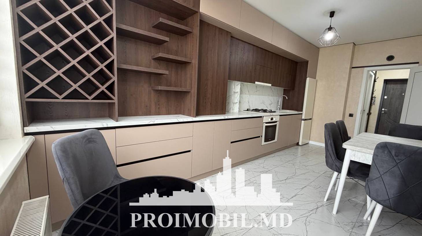 https://images.proimobil.md/jdF2aJNagO5MZUmRQT8dshxXlkT_96miUez-Cv8U92Y/watermark:0.75:so:0:30:0.39/resize:fill:1460:816:1/gravity:ce/bG9jYWw6Ly8vZXN0YXRlL2xyLzBmNmI2MTAwLTAzYTgtNDEyZC1iZDhhLTkzMGJmZjMwMzZhNi5qcGVn