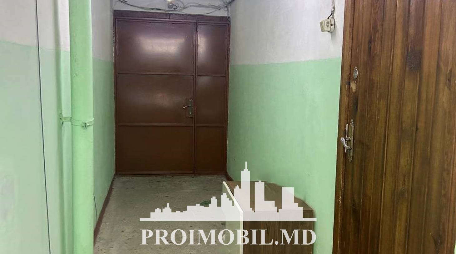 https://images.proimobil.md/jgkWb9VhSUes9U25j1FudeAswT7L7hzYoV8yjO12jWI/watermark:0.75:so:0:30:0.39/resize:fill:1460:816:1/gravity:ce/bG9jYWw6Ly8vZXN0YXRlL2xyLzJiNTc4NGQxLWZiMWQtNDdiOS1hN2I0LWRiOTZhZDJiMzhmNi5qcGVn