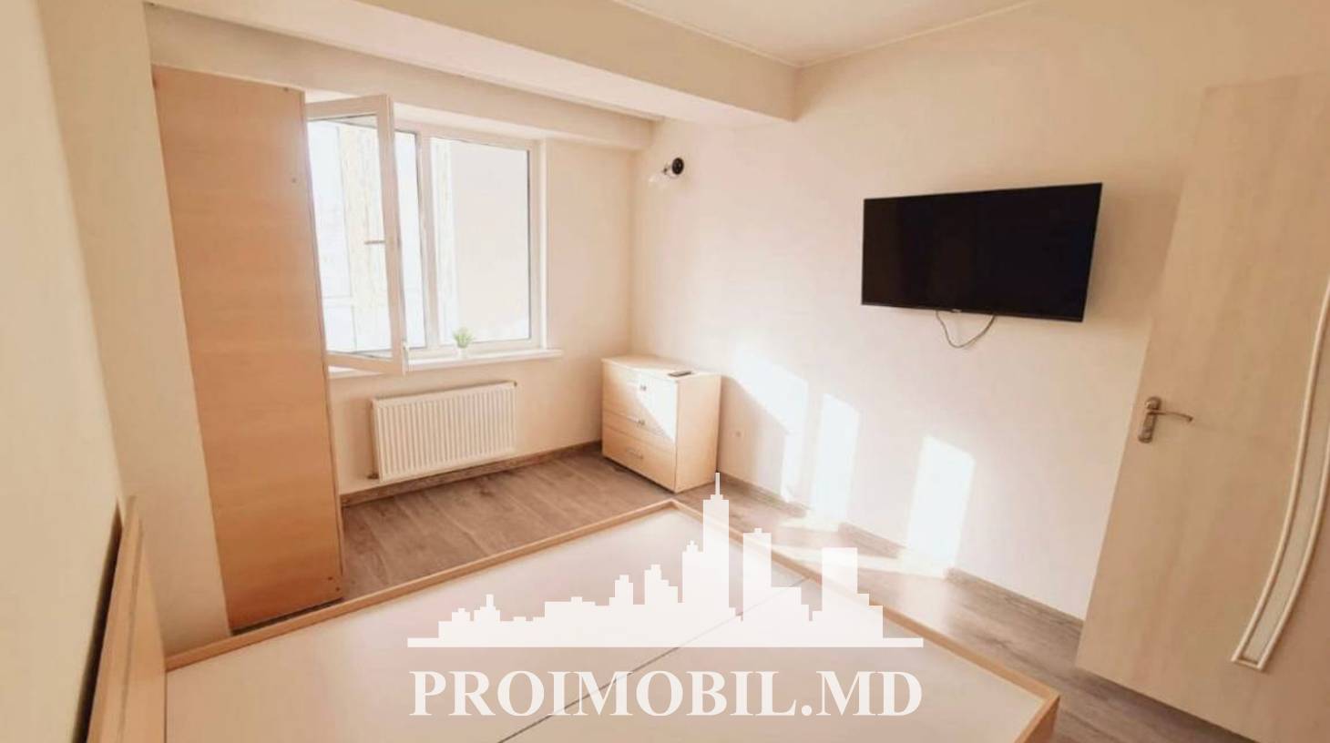 https://images.proimobil.md/jmkQWqaRKhlXyxXpmCWoex3F2gb257KN_RReMCvxbt4/watermark:0.75:so:0:30:0.39/resize:fill:1460:816:1/gravity:ce/bG9jYWw6Ly8vZXN0YXRlL2xyLzcwNDIyNGMwLWM5NTUtNDg1Zi1iOTA2LTljNzMzZWRhODgwNS5qcGVn