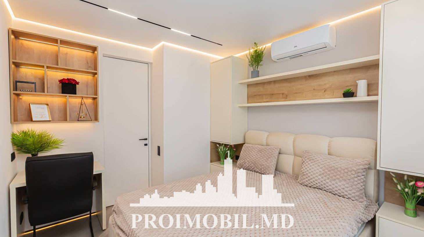 https://images.proimobil.md/joQo4qZ96vDOKIxprQpU19J6RvkeiQfmeTjcdVdOuAo/watermark:0.75:so:0:30:0.39/resize:fill:1460:816:1/gravity:ce/bG9jYWw6Ly8vZXN0YXRlL2xyL2ZkODM2OTU4LTE3NzAtNDJiZC1iZTkwLTBmOWU5NjAzOTcxOS5qcGVn