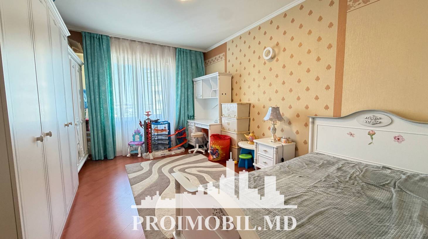 https://images.proimobil.md/jptxLixBsoc_hJSG8t33o8q63NyKVY6I2D-LJFAgPAw/watermark:0.75:so:0:30:0.39/resize:fill:1460:816:1/gravity:ce/bG9jYWw6Ly8vZXN0YXRlL2xyL2VlYzRhZDI0LTRhZTEtNGIzYS1iMWY4LTAxODk3NjRkMjM0NS5qcGVn