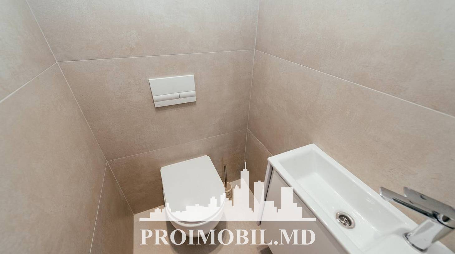 https://images.proimobil.md/jqOcXEeojj1kcfv6FVf77s4T7L7o9JcrmjUNLOJrOg0/watermark:0.75:so:0:30:0.39/resize:fill:1460:816:1/gravity:ce/bG9jYWw6Ly8vZXN0YXRlL2xyLzIxY2JkZDM2LTQ4ZTctNDJhYy1iZjY3LTVhYTYzNmQyODRiNC5qcGVn