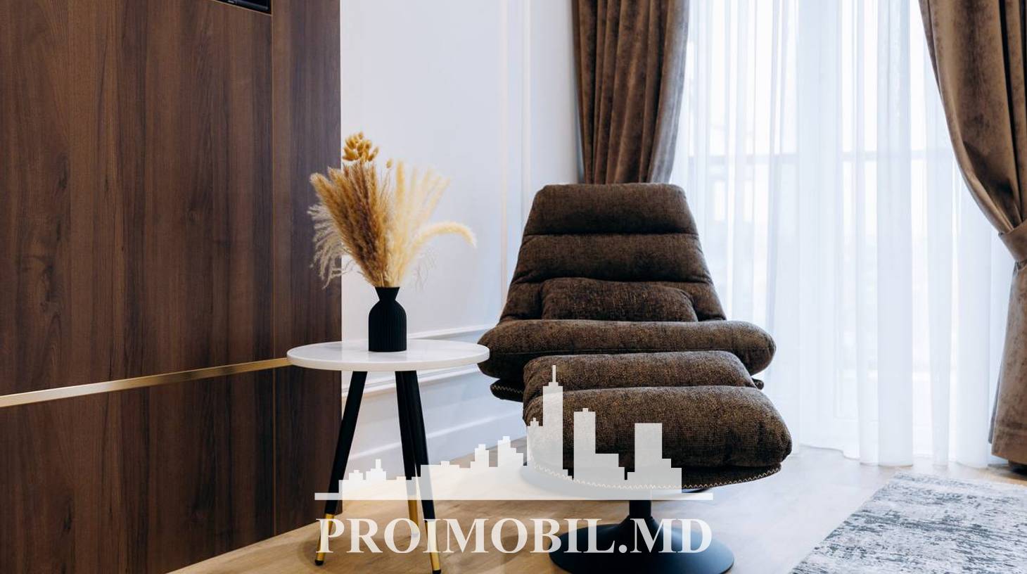 https://images.proimobil.md/jx3qyjFTQhqzJiJd7bouxkogZk6mZ5TFgvbTrBpr05o/watermark:0.75:so:0:30:0.39/resize:fill:1460:816:1/gravity:ce/bG9jYWw6Ly8vZXN0YXRlL2xyLzc3YTVmZTUyLWM1NGItNGQwMi1hZDI2LTQ5NzY5MWRkZWZiZS5qcGVn