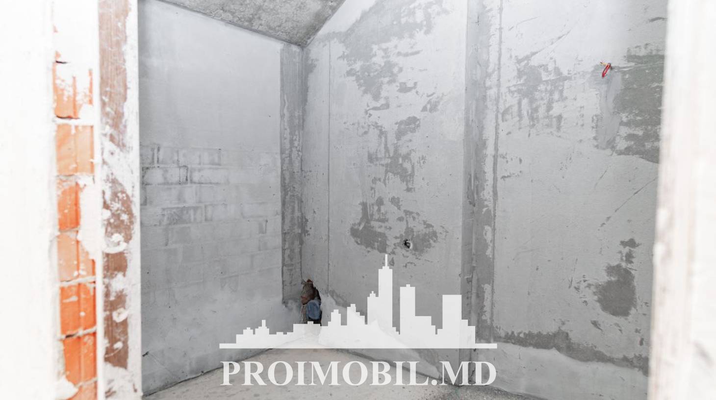 https://images.proimobil.md/k1ZjFhPj3LWDiwoyE2wclTXnyR_yYSgLIcb6K5Rsyik/watermark:0.75:so:0:30:0.39/resize:fill:1460:816:1/gravity:ce/bG9jYWw6Ly8vZXN0YXRlL2xyLzA1OTYxODlmLTg0YWItNDE2Mi04MGMwLWJiOWM1N2Q2YmMyOC5qcGVn