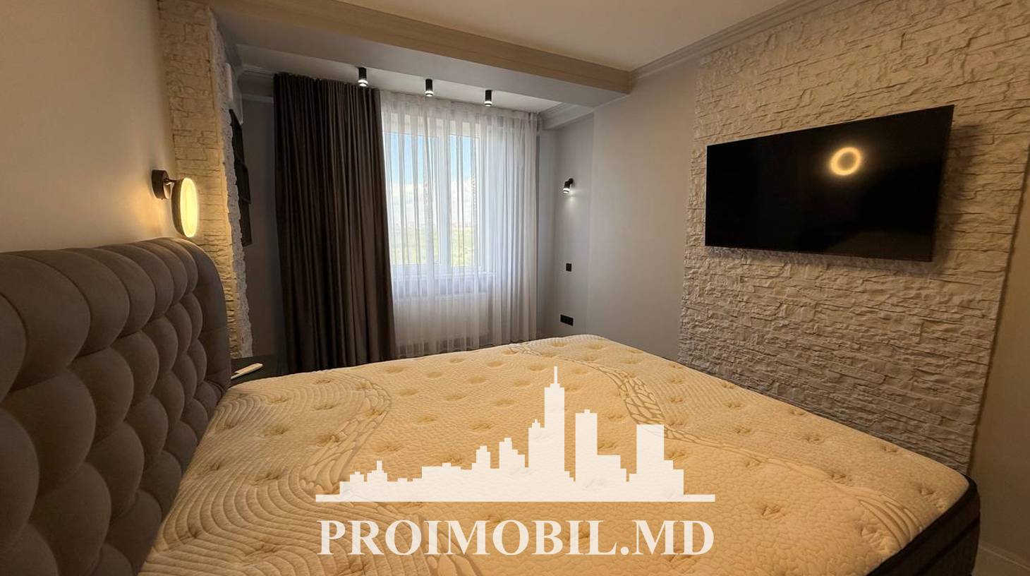 https://images.proimobil.md/k2UVFeKDbXL5KNlnY6VJYiehH9RQ-0OL7YP_HHAZsgg/watermark:0.75:so:0:30:0.39/resize:fill:1460:816:1/gravity:ce/bG9jYWw6Ly8vZXN0YXRlL2xyLzUwNzI1MmVlLTg3OTItNDY0Mi1iNjlkLWVhZjlmMGQ0OTc5OC5qcGVn