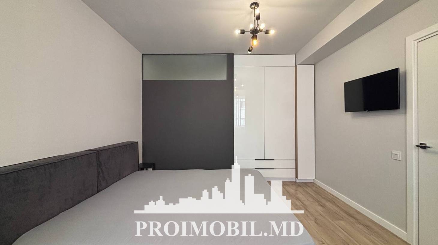 https://images.proimobil.md/k44Ny2U4MuIroR2vO3XyLOhb7B5QSr6tumXsEy4eF7Y/watermark:0.75:so:0:30:0.39/resize:fill:1460:816:1/gravity:ce/bG9jYWw6Ly8vZXN0YXRlL2xyLzI4ZThhMWUyLWVhMGQtNDUyYi1iMDU0LTgzOGY1MTU1ODY3My5qcGVn