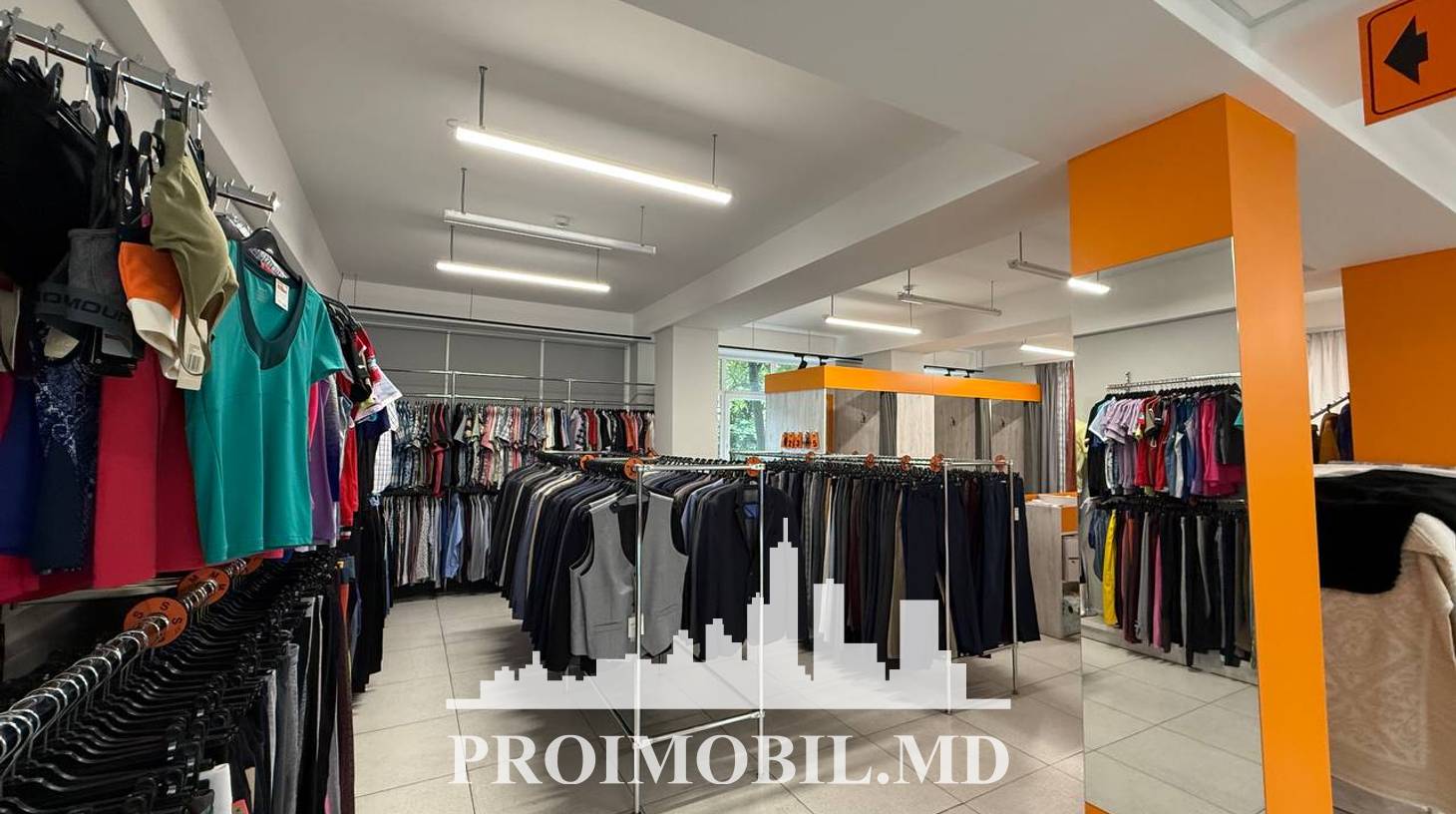 https://images.proimobil.md/k5rBAyDuJUF25A7N-vPz_v76K5hTcjVyUMTAf_0cAK4/watermark:0.75:so:0:30:0.39/resize:fill:1460:816:1/gravity:ce/bG9jYWw6Ly8vZXN0YXRlL2xyLzBhNGY3YWQzLTdlNjctNDRkMy05MWRmLTliZTQ4NjA3NjZjZC5qcGVn