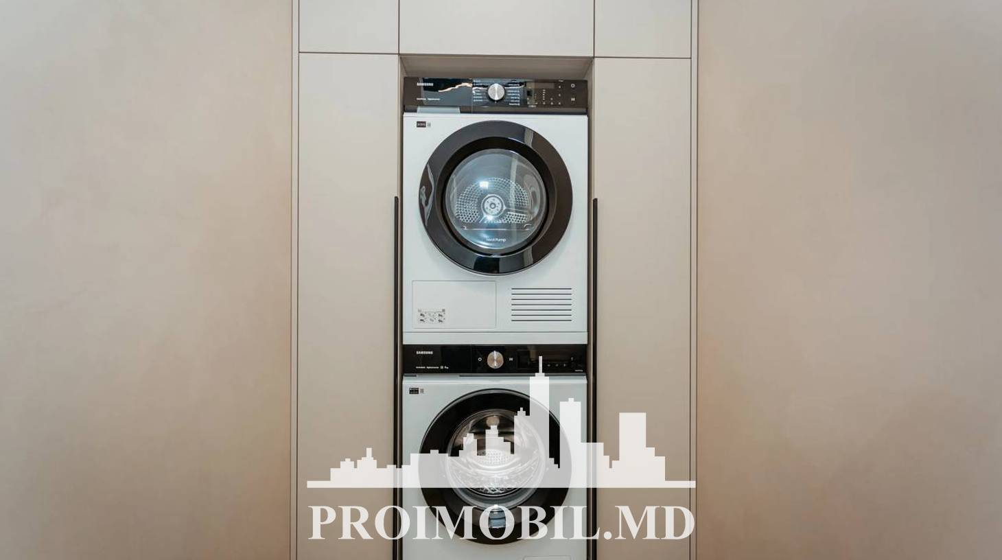 https://images.proimobil.md/k9JJo4sm3ukLrxnTgDr-VG_mDoGDAPtHullDLAX4Hx8/watermark:0.75:so:0:30:0.39/resize:fill:1460:816:1/gravity:ce/bG9jYWw6Ly8vZXN0YXRlL2xyL2MzMGMxZmRjLWMzNTctNDg0OC1hMzI2LTA5ZjM4NDU4ZWEzNy5qcGVn