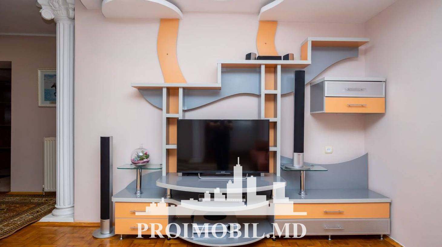 https://images.proimobil.md/kCdHfo6i5jBhZSC7jqf7R2xSphGPtAJljLCJjDtAR_s/watermark:0.75:so:0:30:0.39/resize:fill:1460:816:1/gravity:ce/bG9jYWw6Ly8vZXN0YXRlL2xyLzM5YjkxOTY5LTY4YmItNGJkYS04MGFkLTRlMGFiZmE0OWUyOC5qcGVn