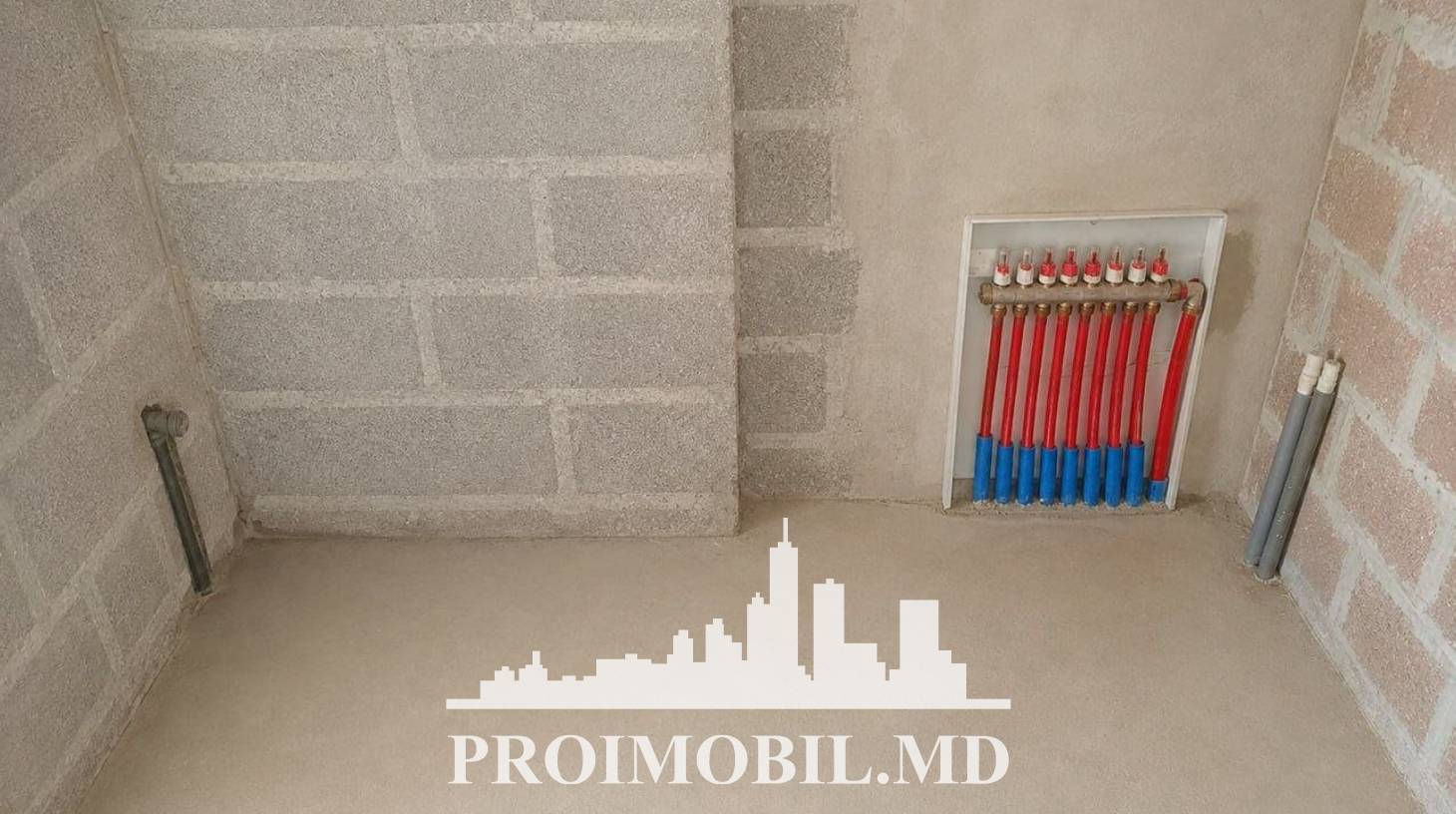 https://images.proimobil.md/kDkLzCq4Rdtu2TS0YmixIt2ycn_j3Psy43xx97JXvBk/watermark:0.75:so:0:30:0.39/resize:fill:1460:816:1/gravity:ce/bG9jYWw6Ly8vZXN0YXRlL2xyLzhmMjRmZDRhLWJlNzAtNGZjNy1iZThjLWViZDA2ZDkwY2YyNC5qcGVn