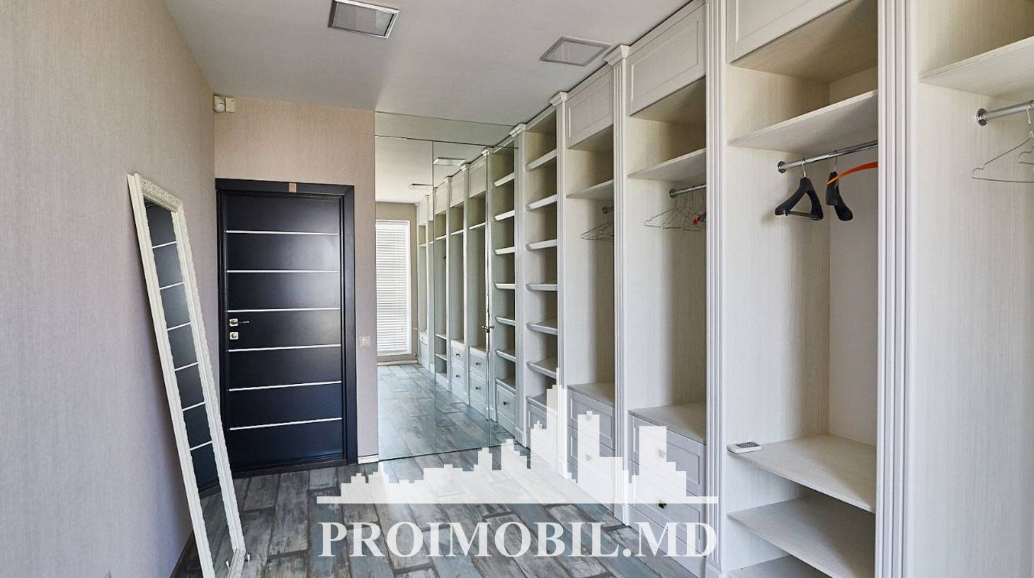 https://images.proimobil.md/kGfOyA2mReIDm4IIS9Hvr2SSHg64Yv-EUZOJDTIX7hI/watermark:0.75:so:0:30:0.39/resize:fill:1460:816:1/gravity:ce/bG9jYWw6Ly8vZXN0YXRlL2xyLzZiYjA1NmJmLWNjZTItNGYwYy1iMWZiLTY4NzZhYzczODc2MC5qcGVn
