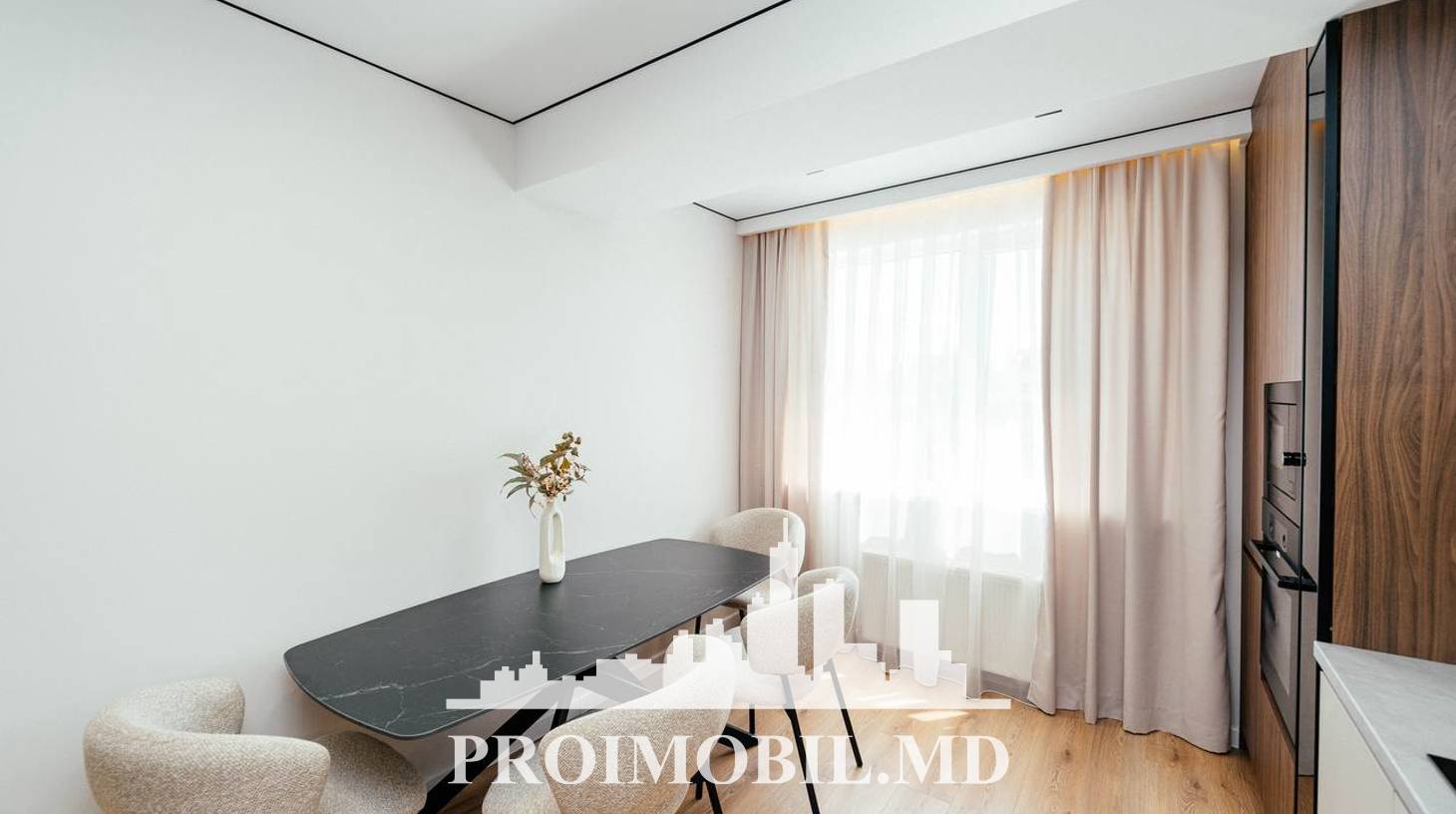https://images.proimobil.md/kKDtXu41qRMH2TZgppBfinSoBoY7Xaj_AMp4n3xNWw4/watermark:0.75:so:0:30:0.39/resize:fill:1460:816:1/gravity:ce/bG9jYWw6Ly8vZXN0YXRlL2xyLzQwYzc4OTllLWMwOWMtNGViNi1hZDZiLWIxMzk2N2Y0Mzc5YS5qcGVn