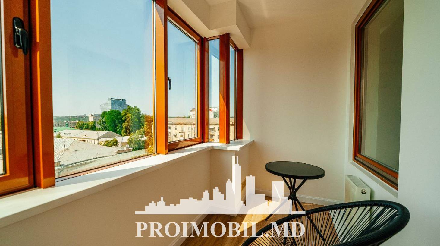 https://images.proimobil.md/kLFqo9QWOi3cKzSwXEj8aJRi3tUtzucAy1kjoGuYs1o/watermark:0.75:so:0:30:0.39/resize:fill:1460:816:1/gravity:ce/bG9jYWw6Ly8vZXN0YXRlL2xyLzZkNjFjNTYwLTRhMGYtNGMwNS04Y2JkLThhZDE3YjZkODAzYi5qcGVn