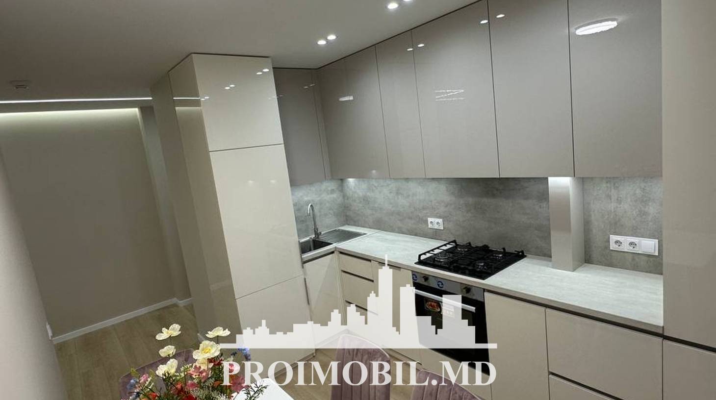 https://images.proimobil.md/kLr8CQYAazUkU6UknrmnWk6xWMwP9mwP_8QnORyYFdc/watermark:0.75:so:0:30:0.39/resize:fill:1460:816:1/gravity:ce/bG9jYWw6Ly8vZXN0YXRlL2xyLzU0ZTkzMDYzLWY5ZDEtNGE1Mi04ZDRjLTkwMjlhMDBhMjA0MS5qcGVn