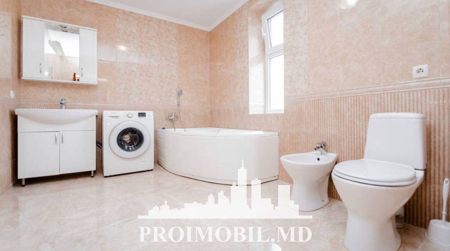 https://images.proimobil.md/kRXJePVd1SYQHjMR-32I_2MHXRJv-hjFjgZX5Yqjwxg/watermark:0.75:so:0:30:0.39/resize:fill:1460:816:1/gravity:ce/bG9jYWw6Ly8vZXN0YXRlL2xyLzMxY2IwOWMwLWMwMDUtNDc2ZS1iN2M3LTIzNzg1ZWZmNTdkNC5qcGVn