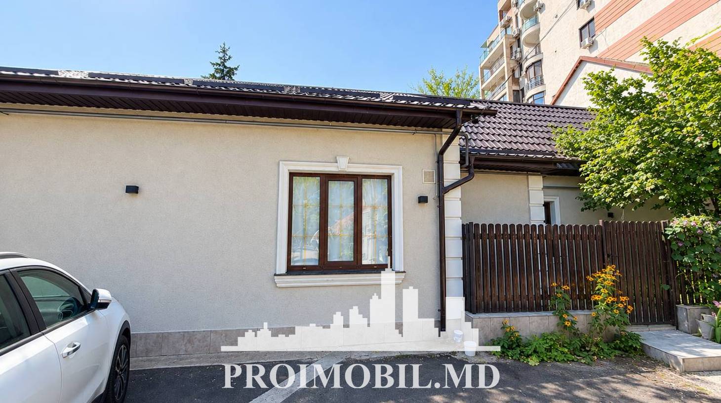 https://images.proimobil.md/kSBt7jpR6StmQ3FW5qm99ppbcHmUzet1uBFyu3CuovA/watermark:0.75:so:0:30:0.39/resize:fill:1460:816:1/gravity:ce/bG9jYWw6Ly8vZXN0YXRlL2xyL2EzNjMzNTNhLTQzMDAtNDA2Ny05N2Q4LTk4NTRiZmYxOGU5OS5qcGVn