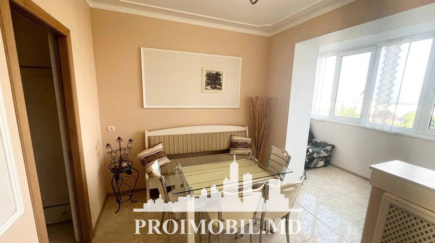 https://images.proimobil.md/kUC-j-5D8PRHthD223gGjzINTnzJ77_X_PbUsR_qBpU/watermark:0.75:so:0:30:0.39/resize:fill:1460:816:1/gravity:ce/bG9jYWw6Ly8vZXN0YXRlL2xyL2I4ZmYwOTQyLTA0ZWYtNGI1Ni1iNjM4LWQxZWM0NjU1ZGYzNC5qcGVn