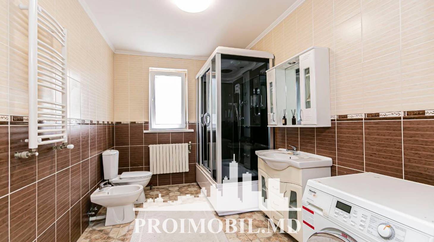 https://images.proimobil.md/kUYK6yMCTYRo7P6XJFLsruoOgsMV0gZtyaywQgeX8zY/watermark:0.75:so:0:30:0.39/resize:fill:1460:816:1/gravity:ce/bG9jYWw6Ly8vZXN0YXRlL2xyLzE2NDlhNmU1LWVlODYtNDZkYS05MGIyLTc1ZjExM2FjNjA1OC5qcGVn