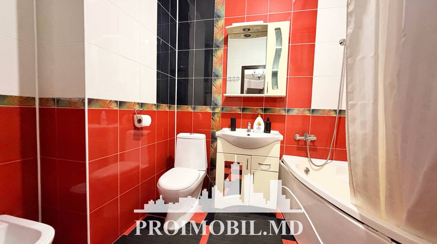 https://images.proimobil.md/kWp9ktu5aVSDF5AIO9n-oMvKcW4xFUDMk0peeU_W4uA/watermark:0.75:so:0:30:0.39/resize:fill:1460:816:1/gravity:ce/bG9jYWw6Ly8vZXN0YXRlL2xyLzgyMjM2YzI3LWU0YzktNGZmOC04Y2NmLWI2YTcwZmU4MDIzMi5qcGVn