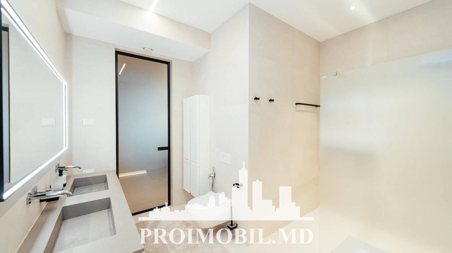 https://images.proimobil.md/kYnq9xTv29L9DQfw9zFFOdISi6gUPk0fJ5eX6_yzM-Q/watermark:0.75:so:0:30:0.39/resize:fill:1460:816:1/gravity:ce/bG9jYWw6Ly8vZXN0YXRlL2xyL2QwZmIyNTBmLTc2OWUtNDNmYS04ZjgzLWVhNTdlMjVlM2U4My5qcGVn