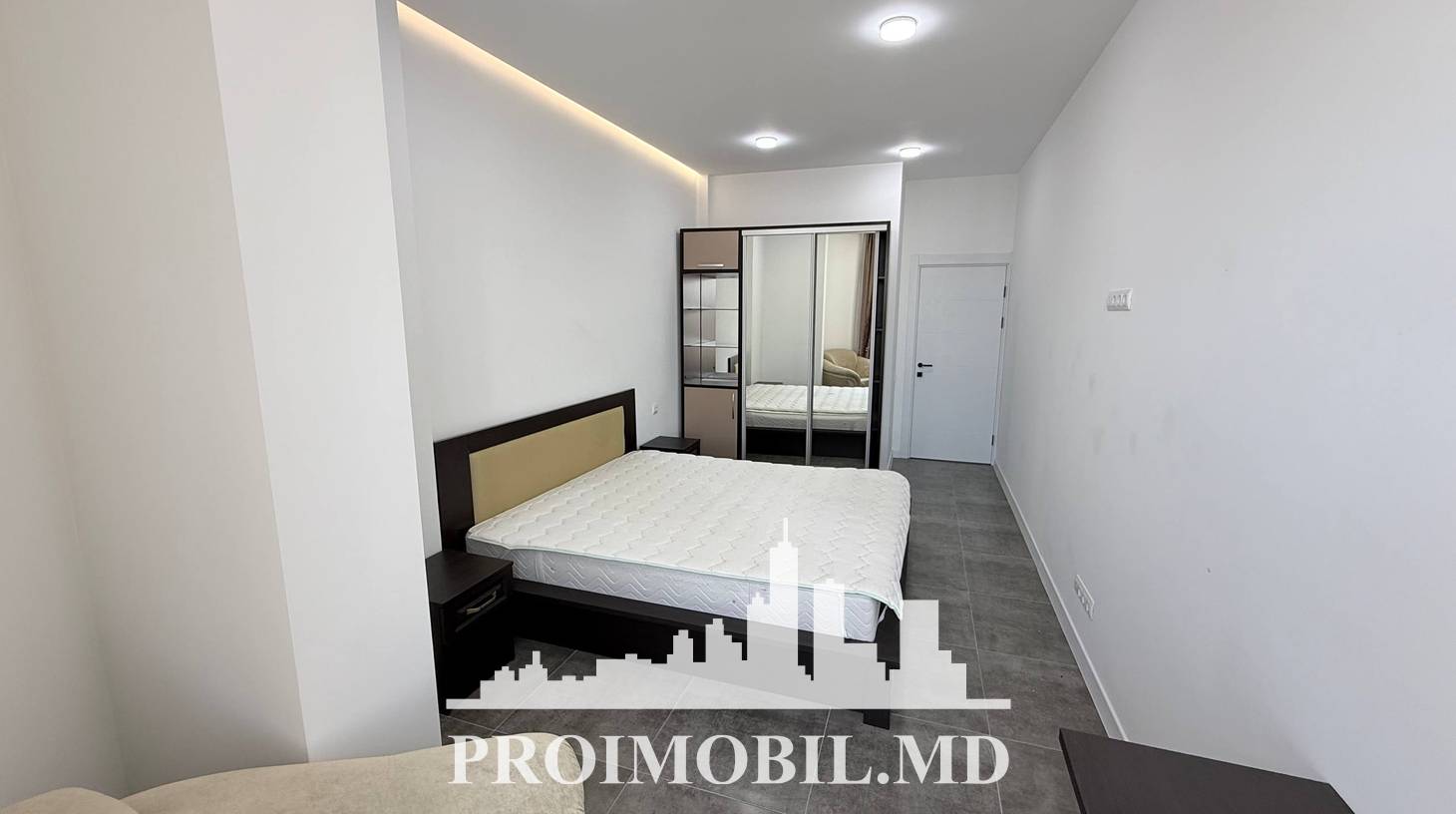 https://images.proimobil.md/kZeMqYef271J20mTJ1DaojEpyXmPdcM9DZ5FI31EKqQ/watermark:0.75:so:0:30:0.39/resize:fill:1460:816:1/gravity:ce/bG9jYWw6Ly8vZXN0YXRlL2xyLzlkOWYyNWM2LTIzNzMtNGJlYy05ZjNjLThkZjVmODJlNmZmNS5qcGVn