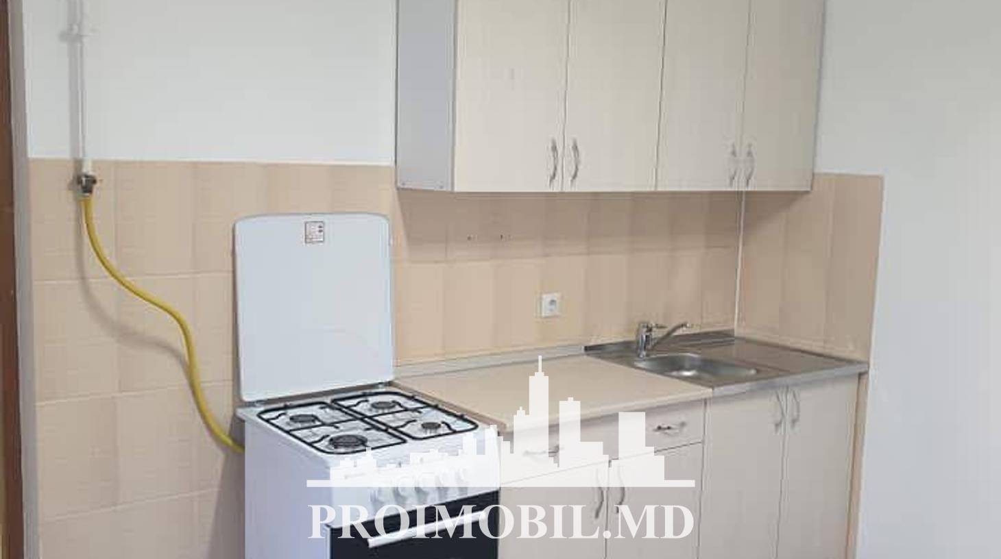 https://images.proimobil.md/kZraLT48vnyTMYzGtzc1l7Y1dsEU3ZfVMrE2D5gPHoA/watermark:0.75:so:0:30:0.39/resize:fill:1460:816:1/gravity:ce/bG9jYWw6Ly8vZXN0YXRlL2xyL2JmN2VkM2E0LWFhMzUtNGRlOS1iMDE0LTZkOTkxNGI0ZjA5Ny5qcGVn