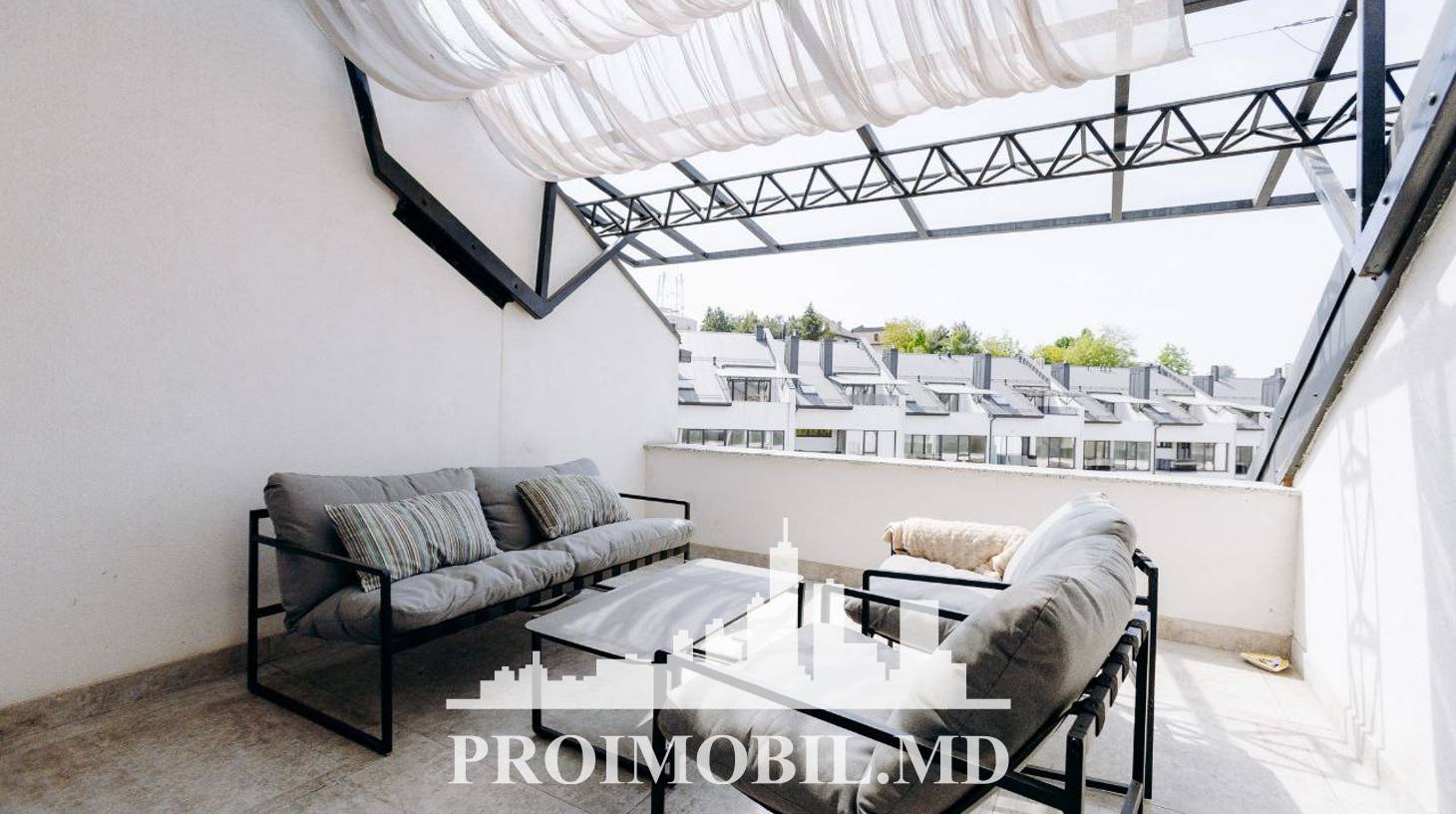 https://images.proimobil.md/kc_bbE797MqTIu4HU_eZjpf-1yONES3LLJtpLHNh2qs/watermark:0.75:so:0:30:0.39/resize:fill:1460:816:1/gravity:ce/bG9jYWw6Ly8vZXN0YXRlL2xyL2EyYjI3NDBkLWFlODItNDUwNy05MDRkLTJiZDE0MWU0MzZlYS5qcGVn