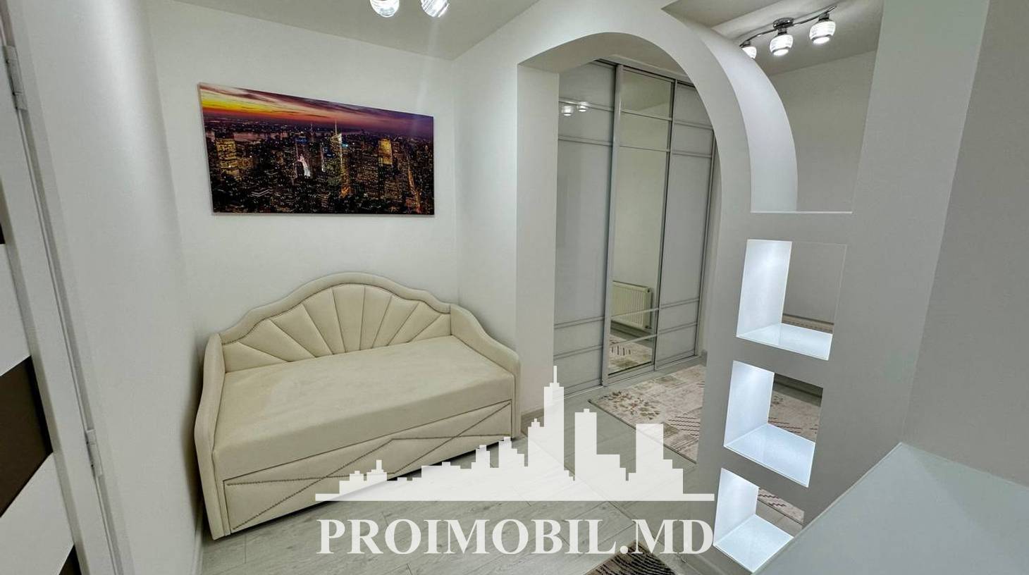 https://images.proimobil.md/kdHDzPK1_xBj3VmfLDKxjBLBEnRmD8ru95W4IBKY1l8/watermark:0.75:so:0:30:0.39/resize:fill:1460:816:1/gravity:ce/bG9jYWw6Ly8vZXN0YXRlL2xyL2QxMTdjYmQzLWNhNTAtNGFjNS1iNzI4LTY2YzVlNzRiZmMxMC5qcGVn