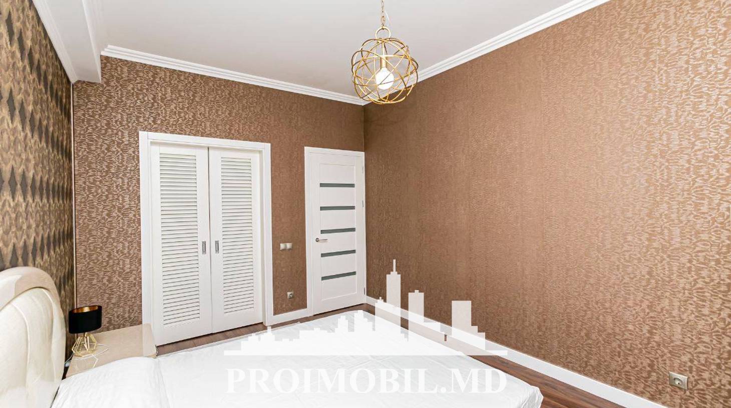 https://images.proimobil.md/kdkv7cfB7vLUjvjG7E8GPycG9HPZZ-0pKx-TTn67eo8/watermark:0.75:so:0:30:0.39/resize:fill:1460:816:1/gravity:ce/bG9jYWw6Ly8vZXN0YXRlL2xyL2FmYTEwYjA2LTMwOWMtNGE4Yy05MDAyLTMxMjQ2YTdhMTI1Mi5qcGVn