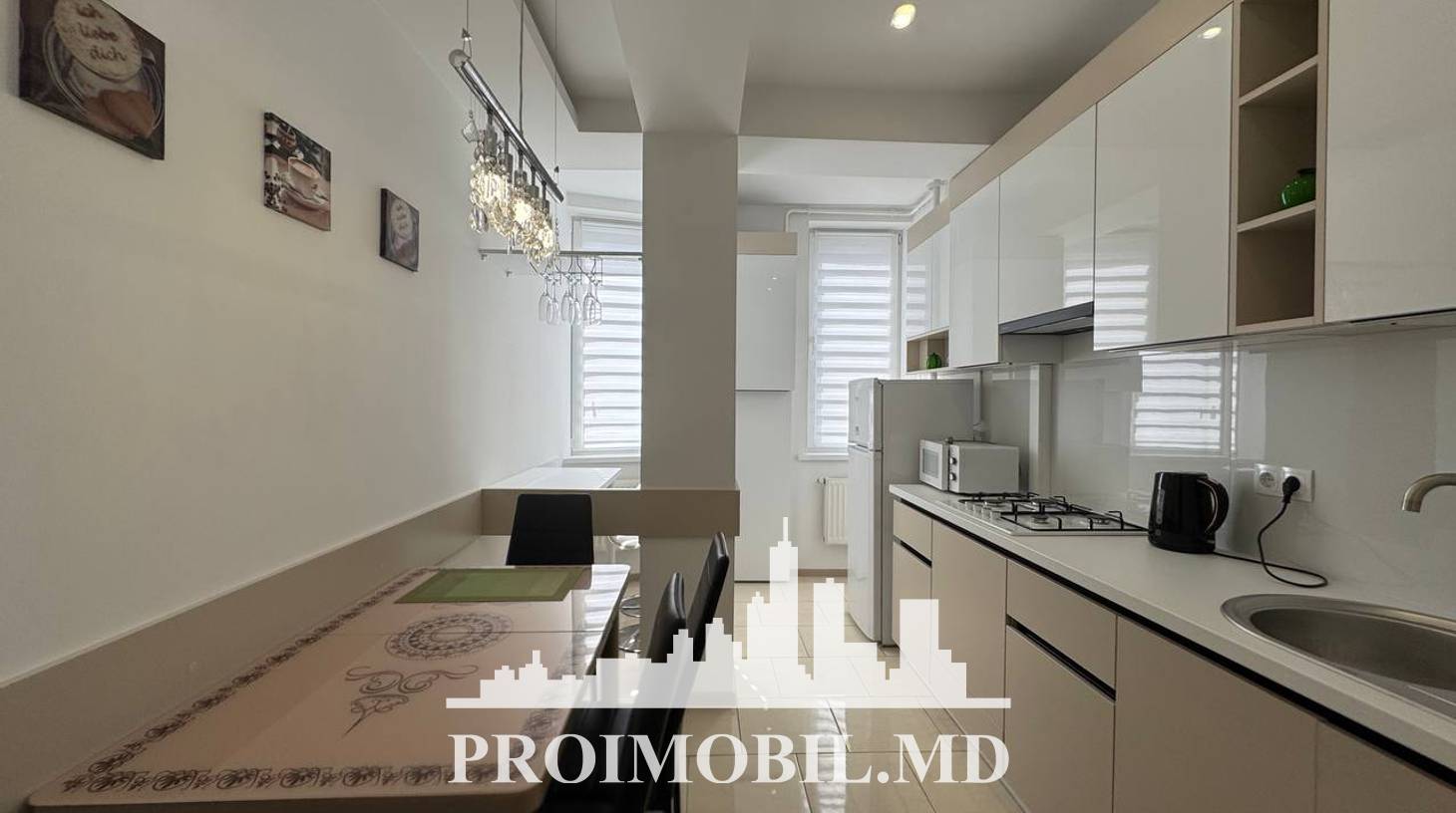 https://images.proimobil.md/keCQxQ3Yr228jxj2hLnh5wq3LxCdBrSsMhZLuFgR8KI/watermark:0.75:so:0:30:0.39/resize:fill:1460:816:1/gravity:ce/bG9jYWw6Ly8vZXN0YXRlL2xyL2MxMjIwZjE0LTkyODYtNGFmMS05YWViLTRjMTE0NjFkZTUxZC5qcGVn