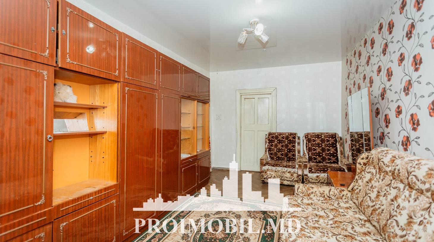https://images.proimobil.md/kgwneY2w_7YrQXa9xk9c8Su4mw_VE_KT-22QbOfvoaw/watermark:0.75:so:0:30:0.39/resize:fill:1460:816:1/gravity:ce/bG9jYWw6Ly8vZXN0YXRlL2xyL2YzYzZkNGQ2LTVlMTItNDI3My1hMmIzLTA1ODIyMTAxMzA0Yi5qcGVn