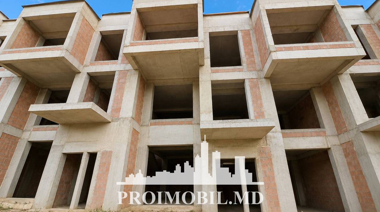https://images.proimobil.md/ki8B-b8mdlzY6CKwNizC3CqfV375ON7nvr66tAazjso/watermark:0.75:so:0:30:0.39/resize:fill:1460:816:1/gravity:ce/bG9jYWw6Ly8vZXN0YXRlL2xyL2M1NTI3MWY0LTk3MzYtNDgzNi1hMTIxLTU3NDAzZWI2YjVjNy5qcGVn