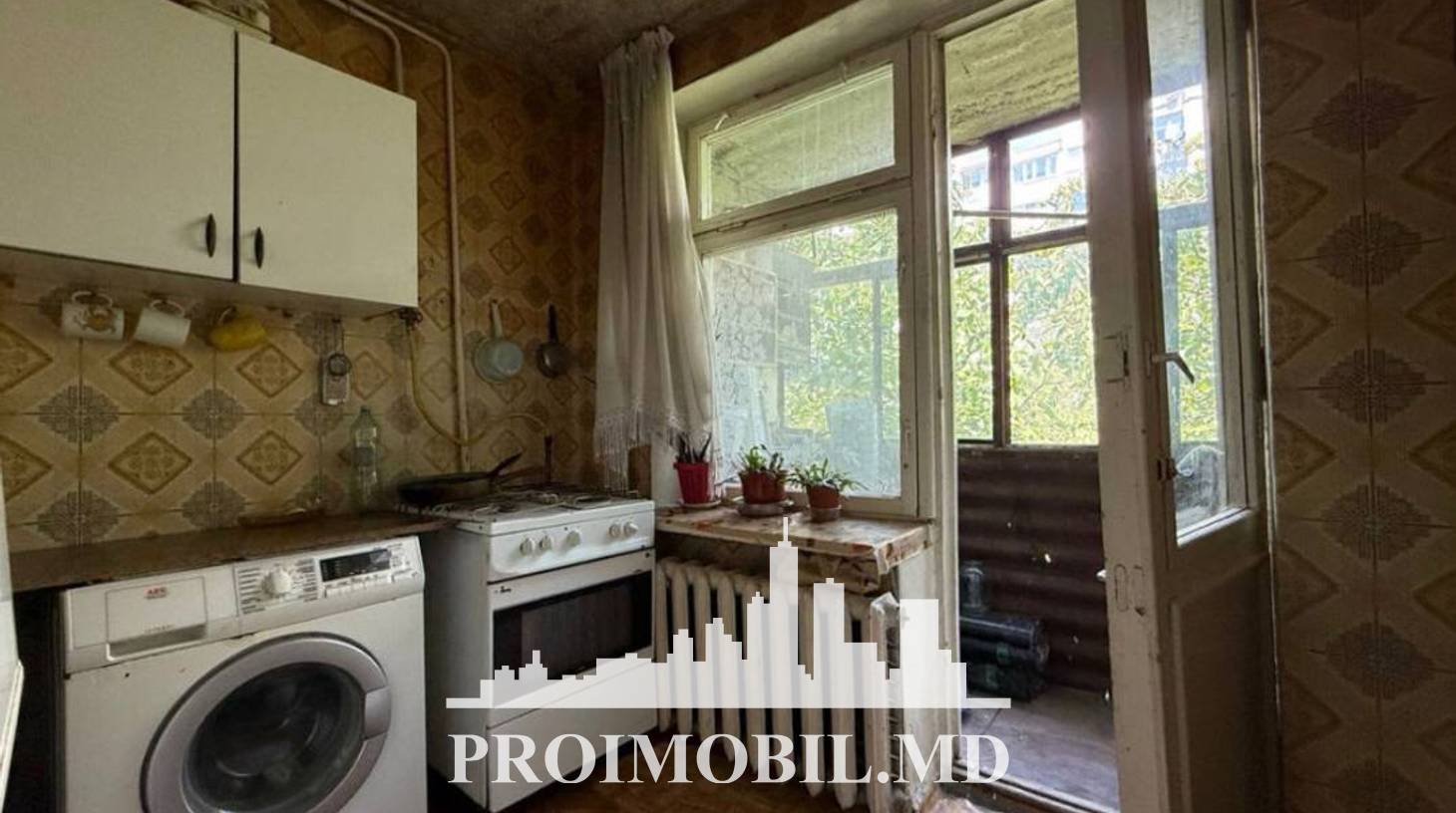 https://images.proimobil.md/kkYaAbAgDqmCkLaFlmRr-xvkgFBye2UqLPJ-aoOwv8s/watermark:0.75:so:0:30:0.39/resize:fill:1460:816:1/gravity:ce/bG9jYWw6Ly8vZXN0YXRlL2xyLzkwNzQ1OWJlLWJjMzctNGRhMC04MTFmLWE2MGNjOTc4NTAwNC5qcGVn