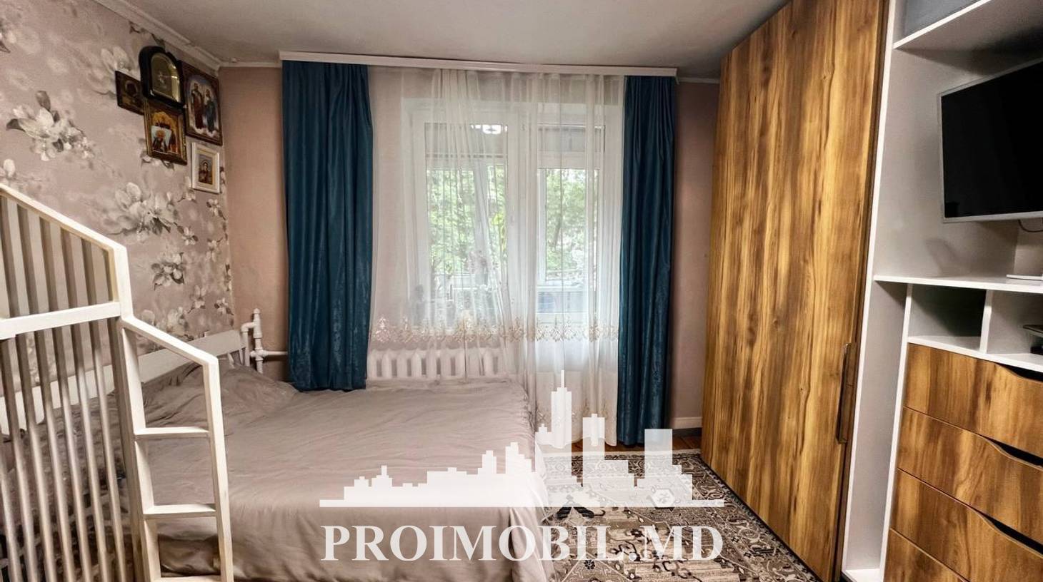 https://images.proimobil.md/kleesEHT_pUZm1KmuVFJgwyY0zZGhhf5CUfFS_cksGU/watermark:0.75:so:0:30:0.39/resize:fill:1460:816:1/gravity:ce/bG9jYWw6Ly8vZXN0YXRlL2xyLzQ4YjQ1NWYwLWYwOGYtNGExMy1iNGFhLTFjOTllY2U0OGU1Mi5qcGVn