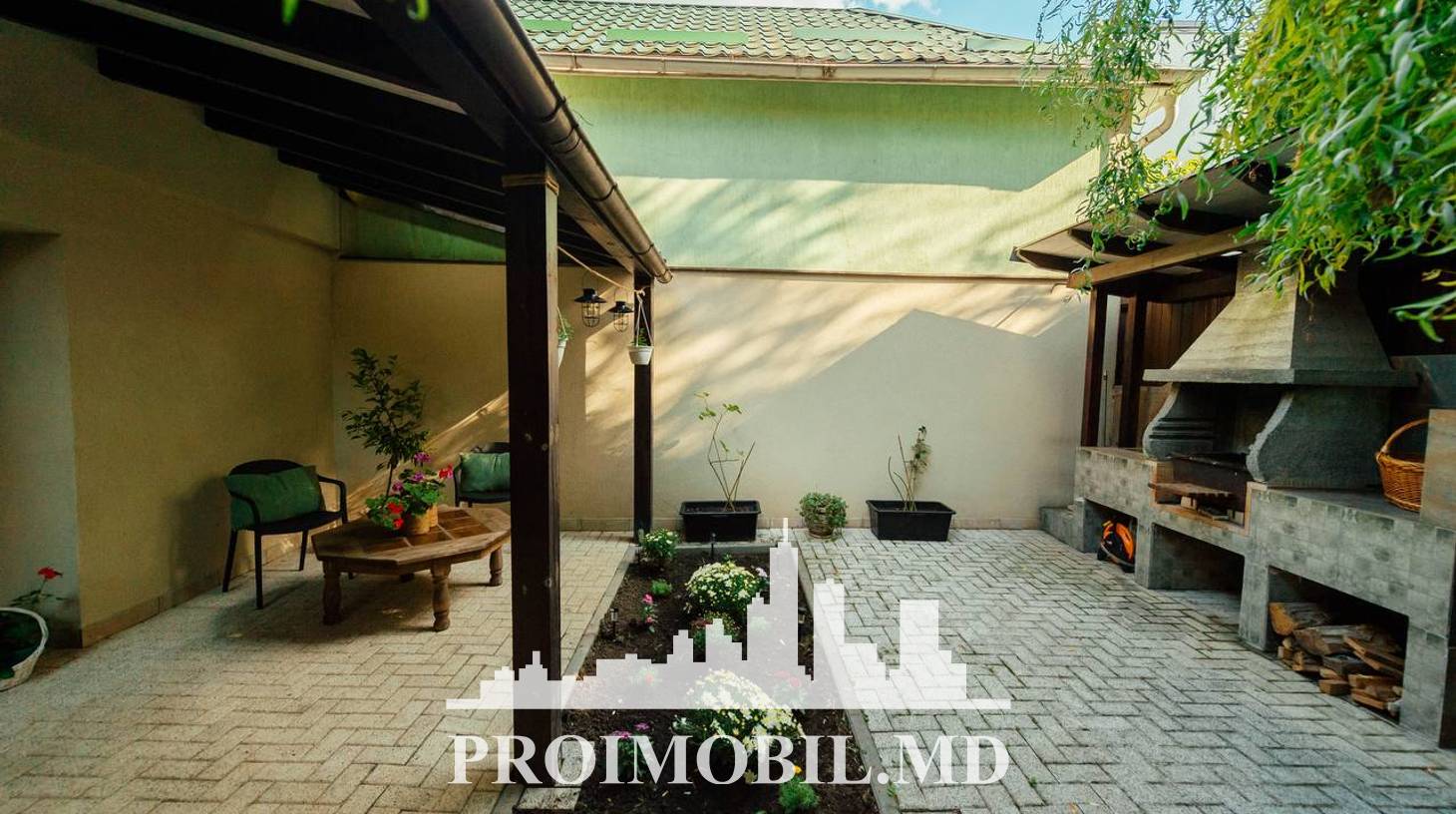 https://images.proimobil.md/klj0bpNW4SiAZRTkL_cU0fPV6PmkqSJqNX8V5oFfLjI/watermark:0.75:so:0:30:0.39/resize:fill:1460:816:1/gravity:ce/bG9jYWw6Ly8vZXN0YXRlL2xyL2VkNzRkYmIwLWI4NzItNGM3OC05NDA3LTgzMGU5NTYyOWQzYS5qcGVn