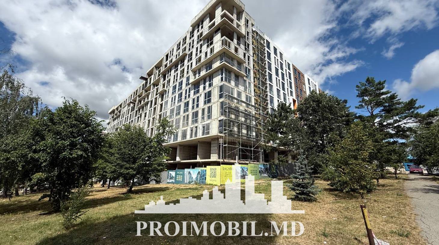 https://images.proimobil.md/kmov0d5uEVQ_RjbJZFF81HnRAnTvpLcI6YX7GrX0qkI/watermark:0.75:so:0:30:0.39/resize:fill:1460:816:1/gravity:ce/bG9jYWw6Ly8vZXN0YXRlL2xyLzVhZGVmNDY0LTMxZTktNGQ2My04YTMwLWE2YzZlN2Y5OGU3Zi5qcGVn