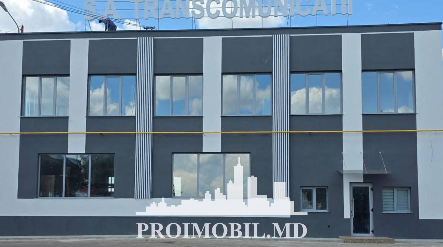 https://images.proimobil.md/koM9jEFHO1fDcfwsvig4hRZb7rzTcdzm8IAy9pPcF50/watermark:0.75:so:0:30:0.39/resize:fill:1460:816:1/gravity:ce/bG9jYWw6Ly8vZXN0YXRlL2xyLzBiNzNiNGM3LWFiNGUtNGIzYi05ZWY5LTY0NWNmN2I3MjdkYi5qcGVn