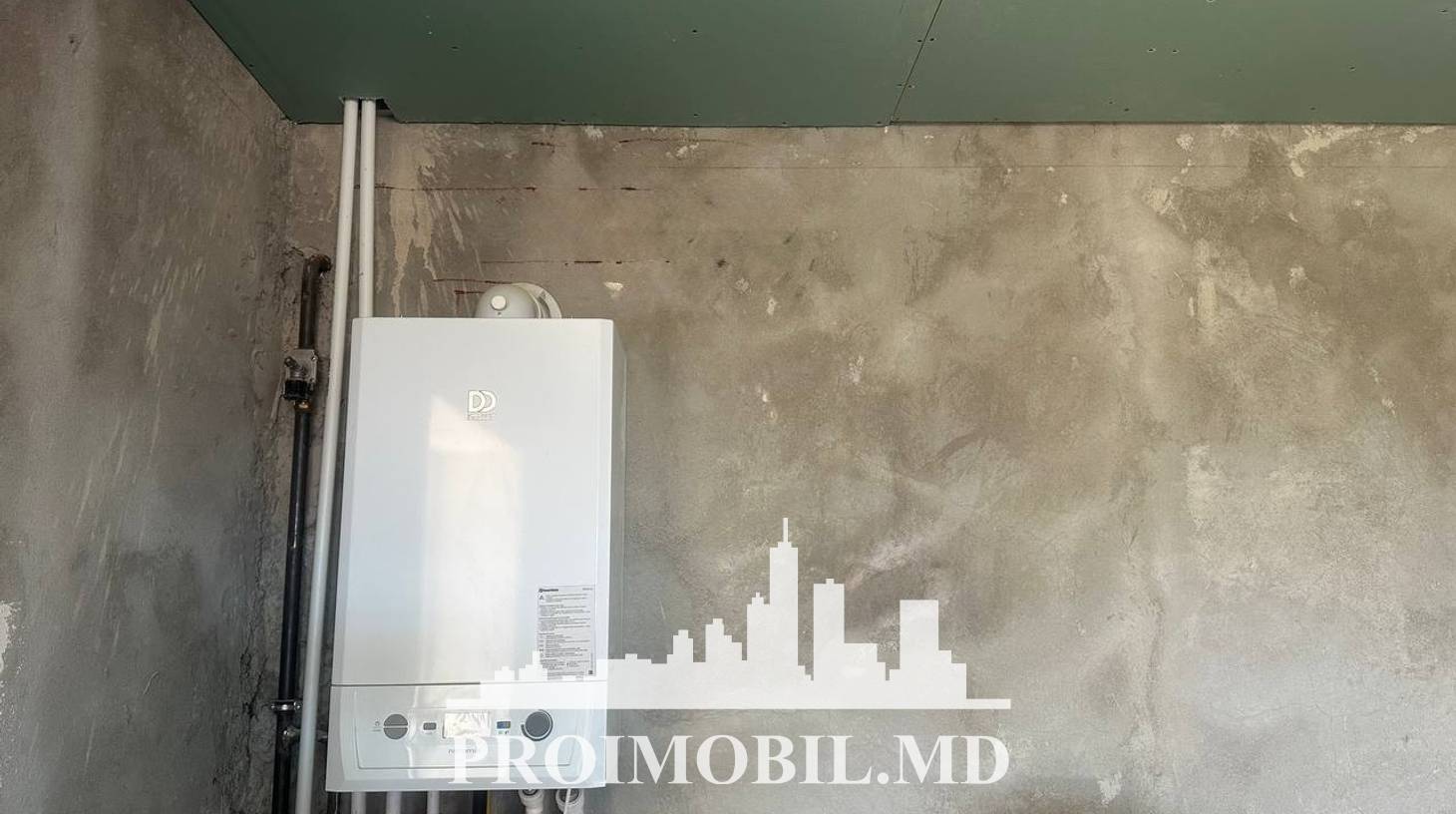 https://images.proimobil.md/koyl4NJENmmBthvWJb-_mMA9JHHZ3ZTUONhKCtG8h8w/watermark:0.75:so:0:30:0.39/resize:fill:1460:816:1/gravity:ce/bG9jYWw6Ly8vZXN0YXRlL2xyL2RkOWYwZTY0LTY1YWYtNDc5YS1iMWQyLTE0ODlmZWRkYzMzOC5qcGVn