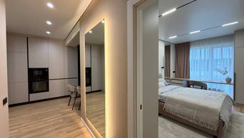 https://images.proimobil.md/ktd0UFPOG6gXwXRGKuT__Z5KQdNVr0j_N7b6Djk9ujY/resize:fill:350:198:1/gravity:ce/bG9jYWw6Ly8vZXN0YXRlL2xyL2M2ZGE1MjY5LTUyYTktNDFmYy05YzM3LWNkNTM4N2RkM2M0Zi5qcGVn