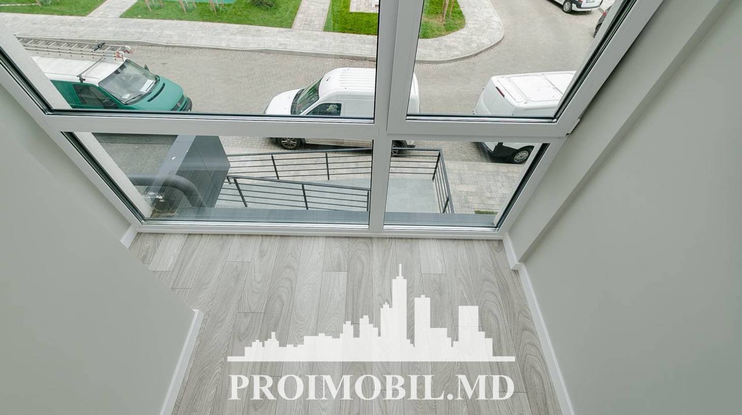 https://images.proimobil.md/kuJ9v1NDmjb3MfRua2jUYNYnyBM1O4DUNmmI9UXEu2I/watermark:0.75:so:0:30:0.39/resize:fill:1460:816:1/gravity:ce/bG9jYWw6Ly8vZXN0YXRlL2xyLzkyZDlkMWFlLTRmODItNDg1MC1hNzFhLWM3NzZkYzQ3OTdjYy5qcGVn