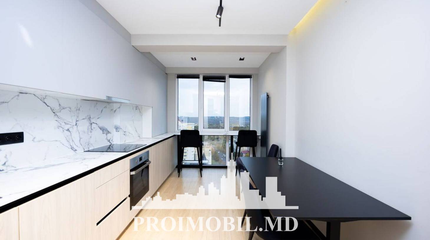 https://images.proimobil.md/kuuMj4dY-b-UXEiArwOid_b5OonXOjheBsU3Ykx6Qcg/watermark:0.75:so:0:30:0.39/resize:fill:1460:816:1/gravity:ce/bG9jYWw6Ly8vZXN0YXRlL2xyLzNhM2RmYTZiLWE4OTQtNGU3MC04MzQzLWEyZjg3ZDA4MTA0MC5qcGVn