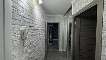 https://images.proimobil.md/kzZ-dMzxezc6mlLu6tNwQnJPG6njeTPrsFNtWL65ka4/resize:fill:350:198:1/gravity:ce/bG9jYWw6Ly8vZXN0YXRlL2xyL2NhZTY3ZjJjLTVkZDMtNDI5Ni1hZjk0LTY5MDhjOTI3MTA4Yy5qcGVn