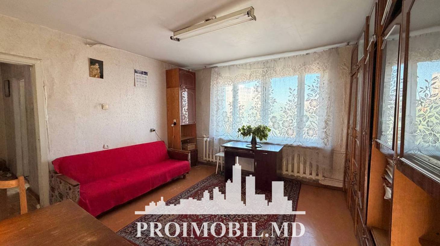 https://images.proimobil.md/l39T4oFAWnX2pg9ibhQpImQ2ZvIBt8etL1C5nQ5jtfk/watermark:0.75:so:0:30:0.39/resize:fill:1460:816:1/gravity:ce/bG9jYWw6Ly8vZXN0YXRlL2xyLzQ4ODY0MTIyLTlmMTYtNGVhNy1hZDQ3LWE0MTFlMzFhYzYzMy5qcGVn