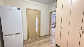 https://images.proimobil.md/l3WgK_6T0Kx58HnQrCyXDNrYYoaSu-heYOKBEtUYreI/resize:fill:350:198:1/gravity:ce/bG9jYWw6Ly8vZXN0YXRlL2xyL2Q0N2IwMDUyLTIxNmQtNGE2NC05OTlhLTkwN2ExZjFhZWU0YS5qcGVn