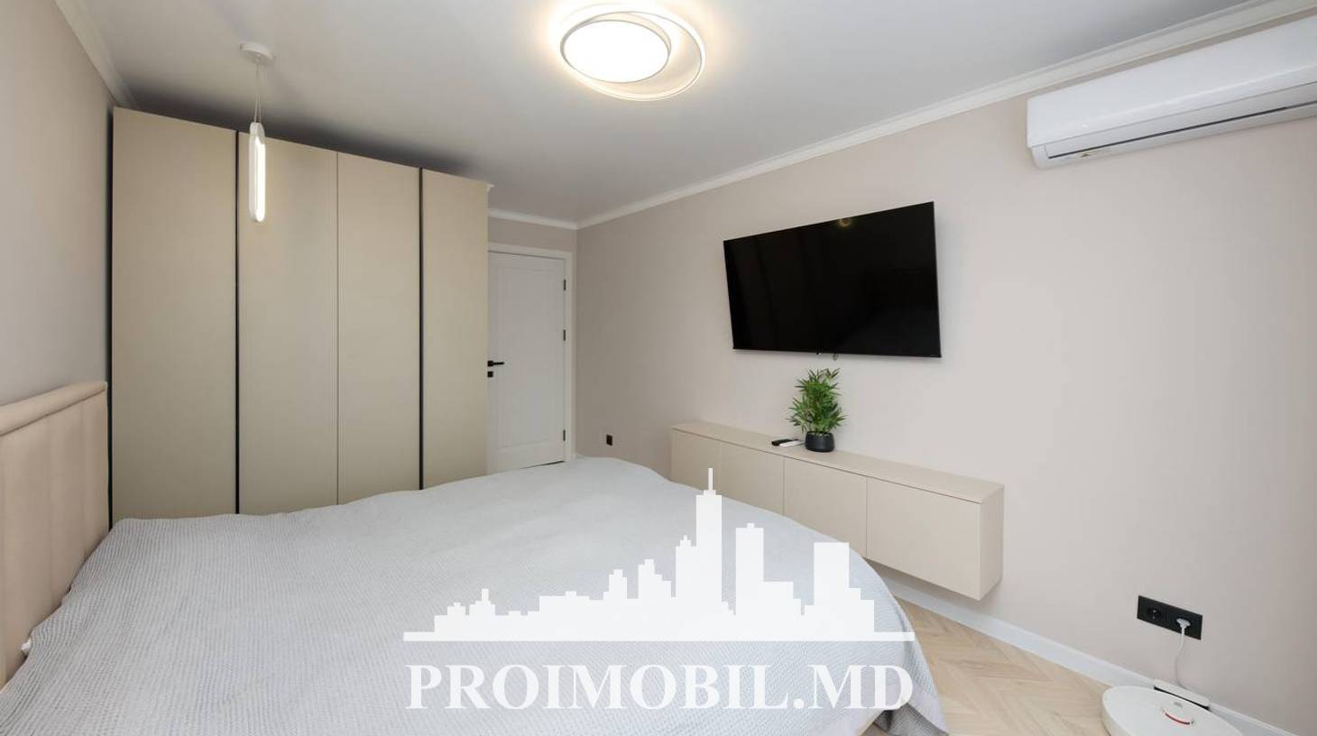 https://images.proimobil.md/l7LrFndBAeID_ozSUwySo5T9_UVd958I4RnL-DoiSRE/watermark:0.75:so:0:30:0.39/resize:fill:1460:816:1/gravity:ce/bG9jYWw6Ly8vZXN0YXRlL2xyL2M3ZjU4YjJiLTZjZmYtNDg2ZS1hZTgxLTBlYTgwZDMxZmZjMC5qcGVn