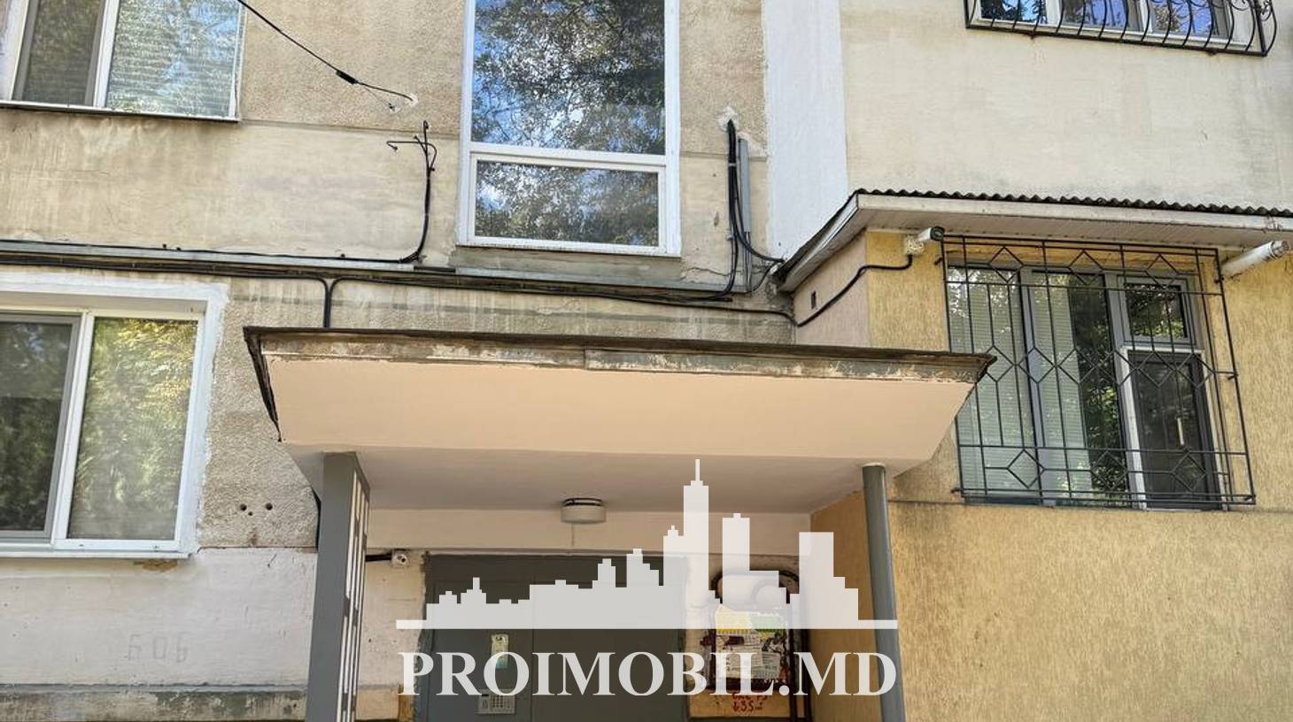 https://images.proimobil.md/l9JlUrNJzH6-qs8HyLDX3U6-N2J6gAjCBxkEK_ooVNs/watermark:0.75:so:0:30:0.39/resize:fill:1460:816:1/gravity:ce/bG9jYWw6Ly8vZXN0YXRlL2xyL2Q0YWM2ZWRjLTk1NzQtNGQwNy05ZThkLWNjZGRmNDFmNzVlMS5qcGVn