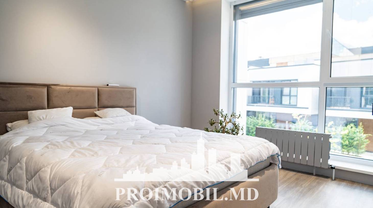 https://images.proimobil.md/l9LpRi0XORx745r7DI_bzeTAzNTU9ll7S4asvfUcUco/watermark:0.75:so:0:30:0.39/resize:fill:1460:816:1/gravity:ce/bG9jYWw6Ly8vZXN0YXRlL2xyL2U1ZjI2ZjBiLTlmN2MtNDFkYi05OWZhLTU4NDcxMGVmYzY0NS5qcGVn